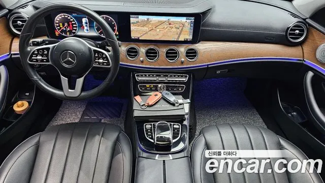Mercedes-Benz E-Класс 2020 thumb 7