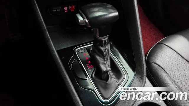 Kia Niro 2016 thumb 9
