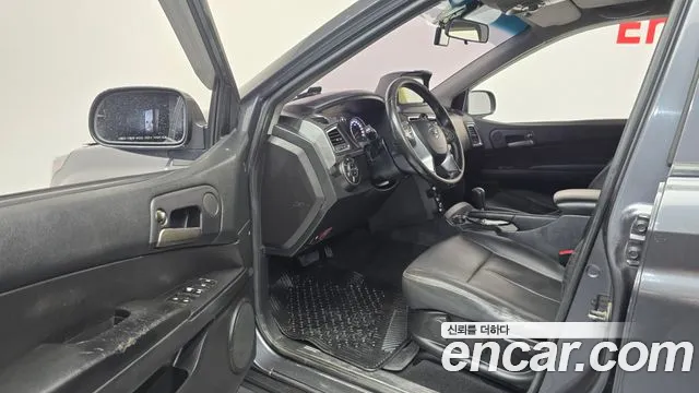 KG_Mobility_Ssangyong KORANDO 2016 thumb 10