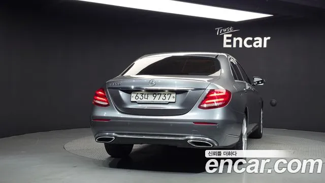 Mercedes-Benz E-Класс 2018 thumb 4