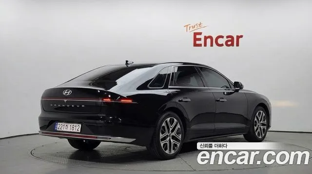 Hyundai Grandeur 2023 thumb 2