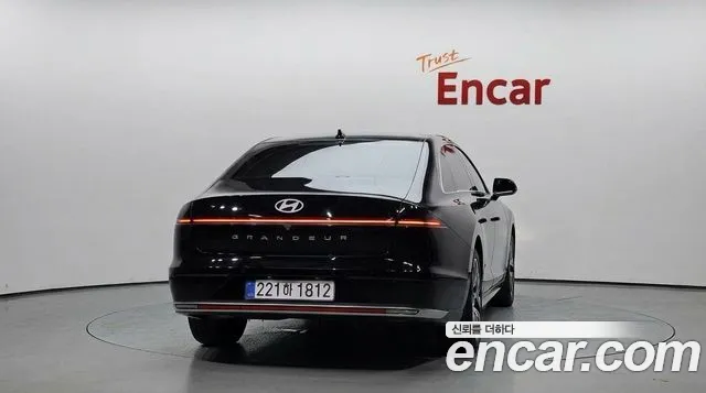 Hyundai Grandeur 2023 thumb 4