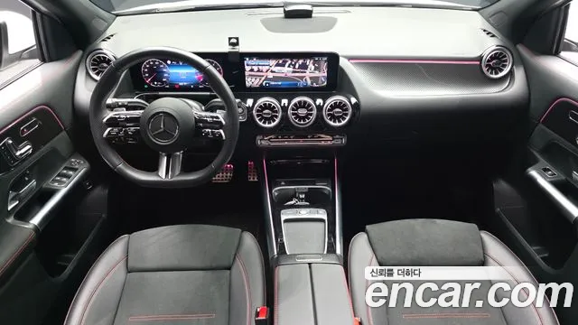 Mercedes-Benz GLA 2025 thumb 7
