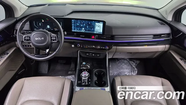 Kia Carnival 2024 thumb 6