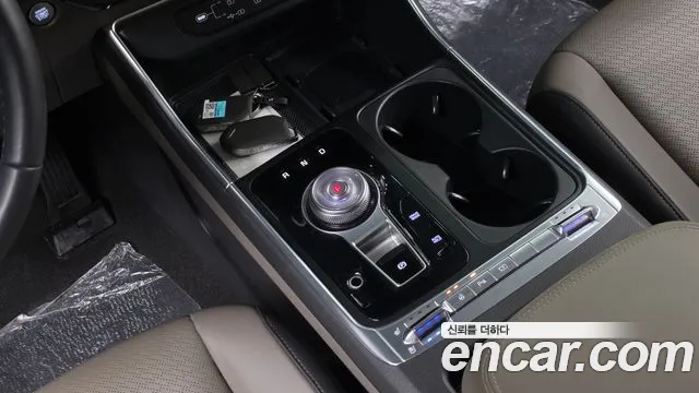Kia Carnival 2024 thumb 8