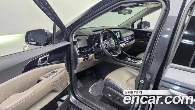 Kia Carnival 2024 thumb 9
