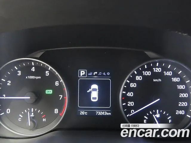 Hyundai Avante 2016 thumb 6