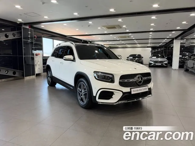 Mercedes-Benz GLB 2025 thumb 2