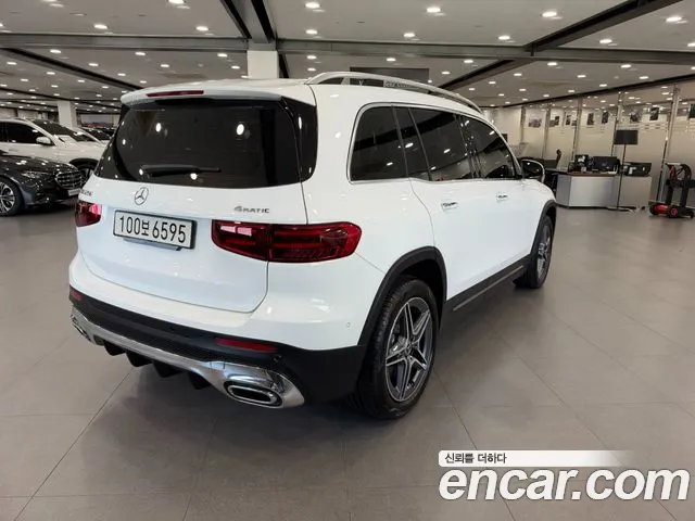 Mercedes-Benz GLB 2025 thumb 4