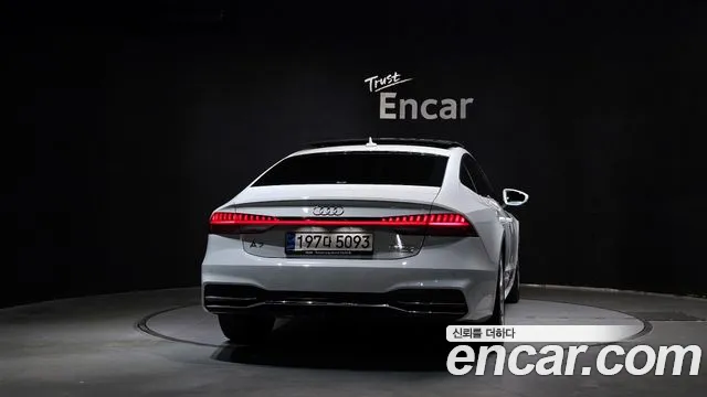 Audi A7 2022 thumb 4