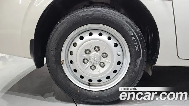 Hyundai Staria 2022 thumb 5