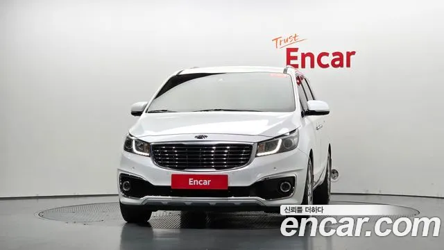 Kia Carnival 2016 thumb 2