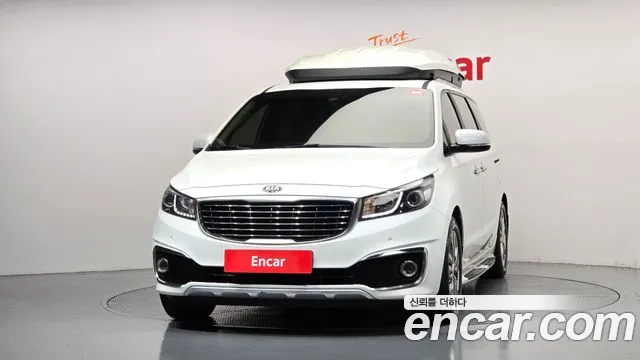 Kia Carnival 2016 thumb 3