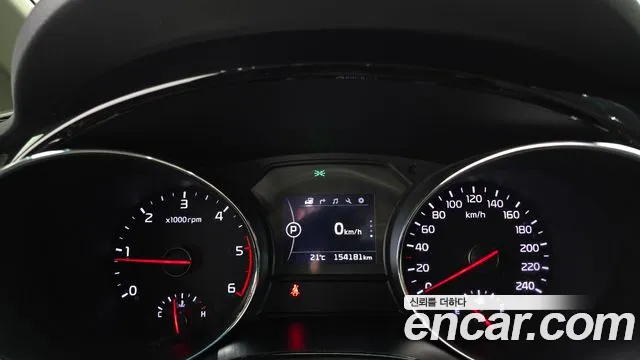 Kia Carnival 2016 thumb 8