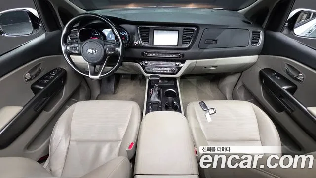 Kia Carnival 2018 thumb 7