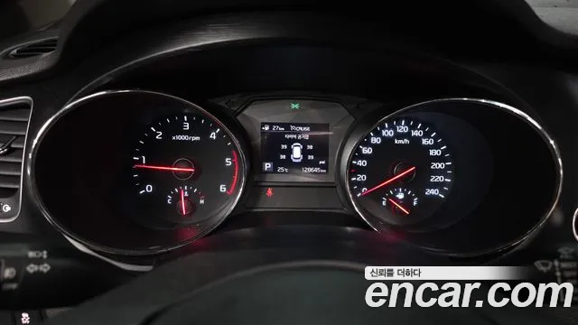 Kia Carnival 2018 thumb 8