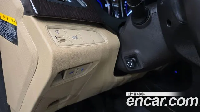 Hyundai Grandeur 2014 thumb 12