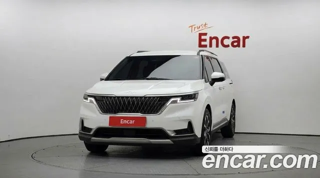 Kia Carnival 2023 thumb 3