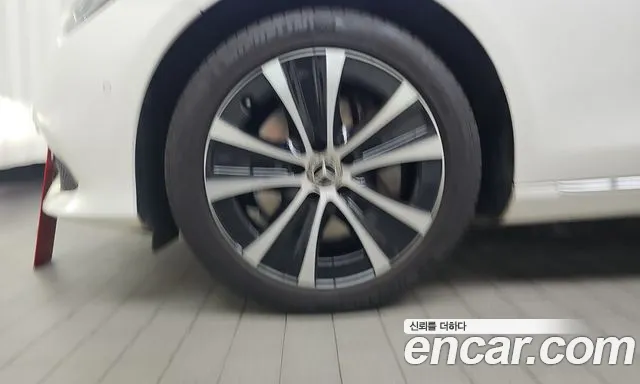 Mercedes-Benz E-Класс 2020 thumb 5