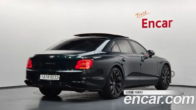 Bentley Flying Spur 2023 thumb 2