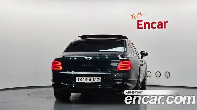 Bentley Flying Spur 2023 thumb 4