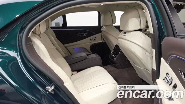 Bentley Flying Spur 2023 thumb 11