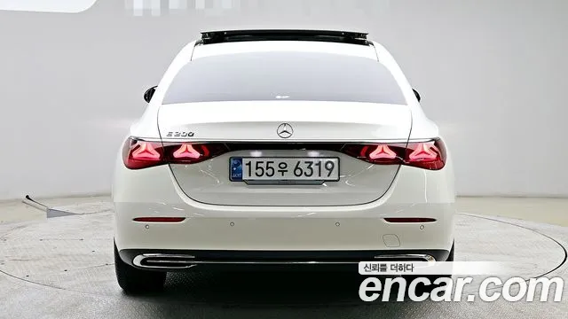 Mercedes-Benz E-Класс 2024 thumb 4