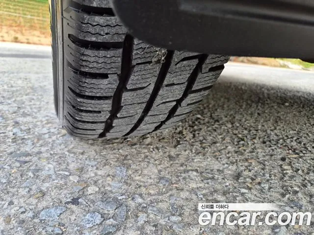Hyundai Starex 2015 thumb 10
