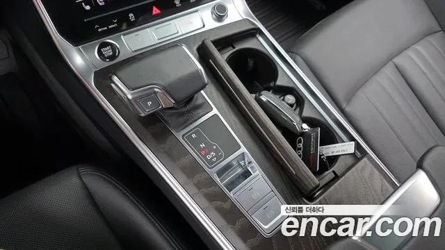 Audi A6 2023 thumb 9