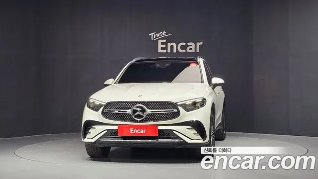 Mercedes-Benz GLC 2026 thumb 3