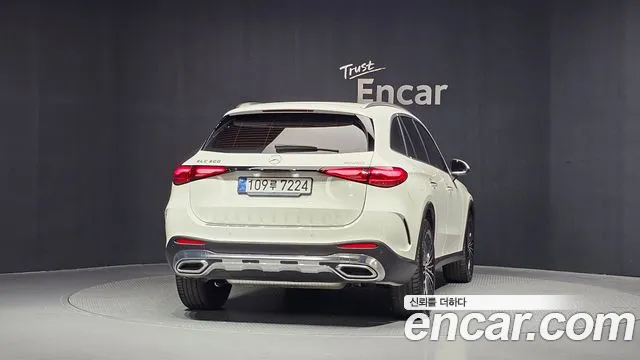 Mercedes-Benz GLC 2026 thumb 4
