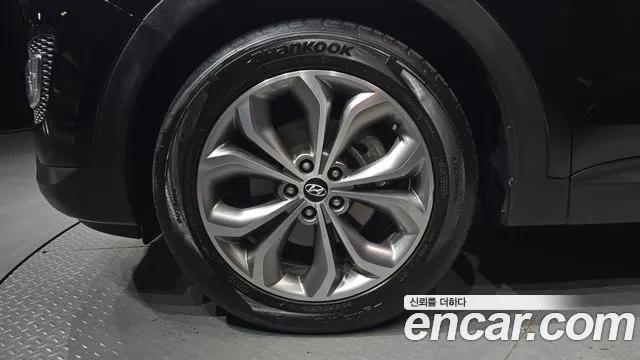 Hyundai Santa Fe 2013 thumb 5