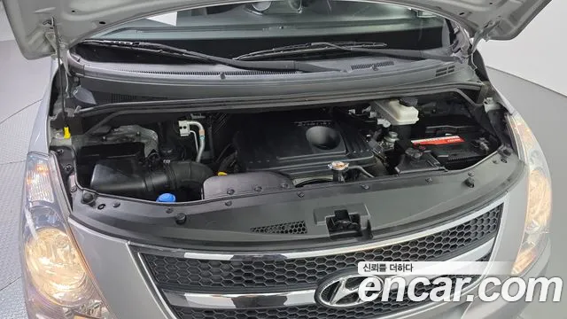 Hyundai Starex 2013 thumb 6