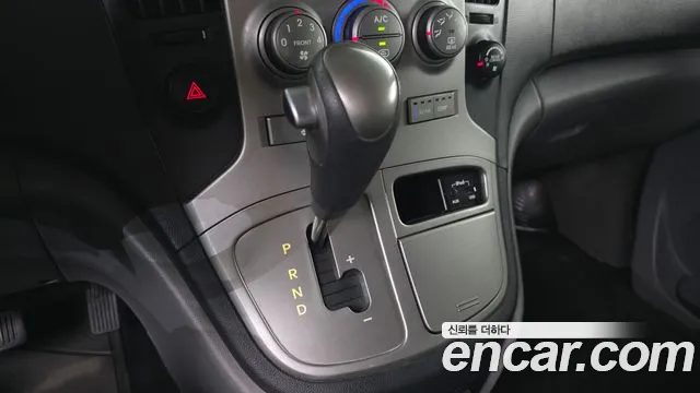 Hyundai Starex 2013 thumb 9