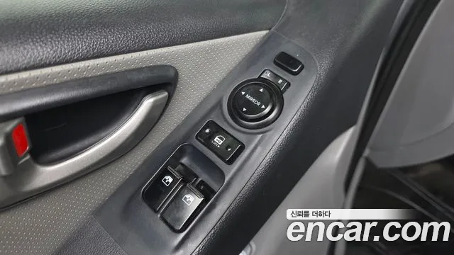 Hyundai Starex 2013 thumb 11