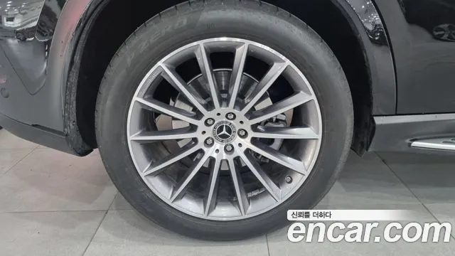 Mercedes-Benz GLE 2025 thumb 5