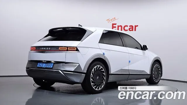Hyundai IONIQ 5 2022 thumb 2