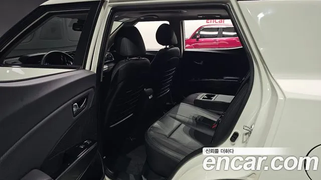 KG_Mobility_Ssangyong TIBOLI 2021 thumb 11