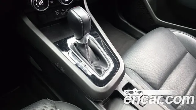 Renault-KoreaSamsung Arkana 2022 thumb 9