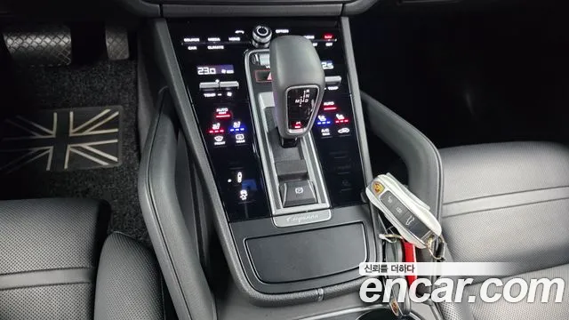 Porsche Cayenne 2019 thumb 9