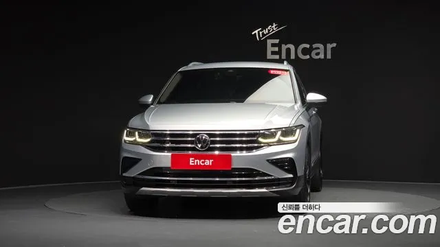 Volkswagen Tiguan 2021 thumb 2