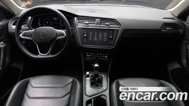Volkswagen Tiguan 2021 thumb 6