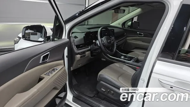 Kia Carnival 2024 thumb 10