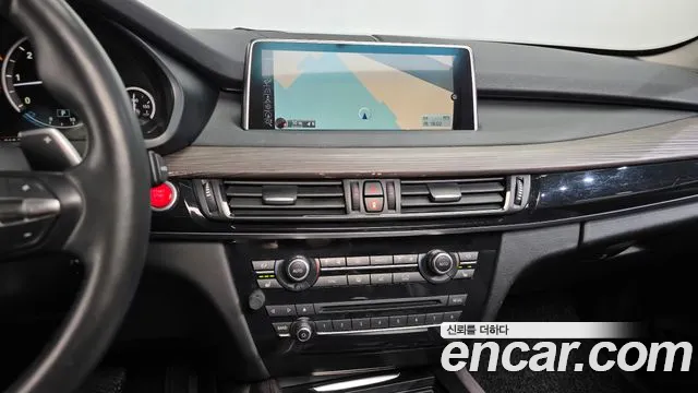 BMW X5 2015 thumb 12