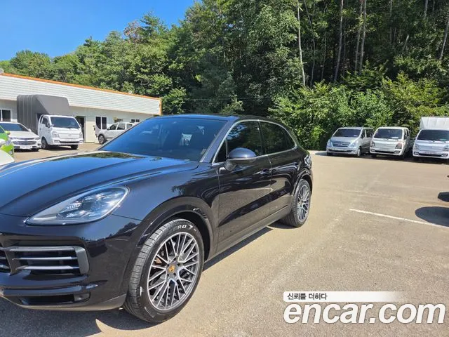 Porsche Cayenne 2019 thumb 8