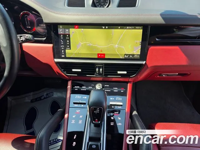 Porsche Cayenne 2019 thumb 10