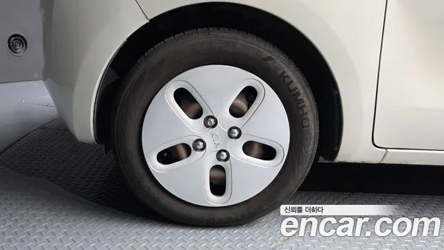 Kia Ray 2013 thumb 5
