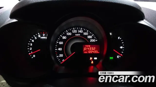 Kia Ray 2013 thumb 8