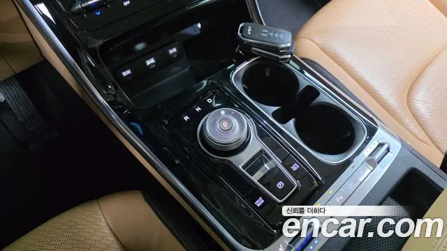 Kia Carnival 2022 thumb 9