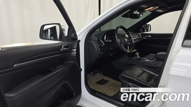 Jeep Cherokee 2020 thumb 10